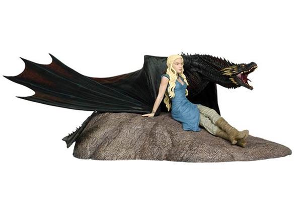 GAME OF THRONES DAENERY AND DRAGON STATUE