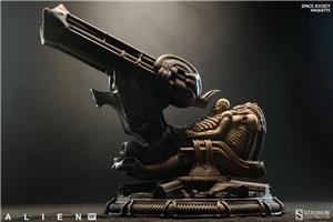 sideshow-alien-space-jockey-maquette