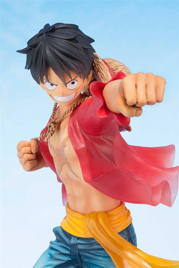 ONE PIECE - FIGUARTS ZERO MONKEY D LUFFY 5TH ANN