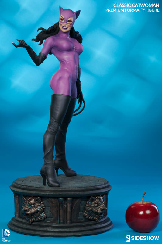 CATWOMAN CLASSIC PREMIUM FORMAT