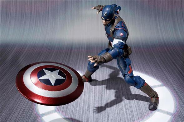 S.H. FIGUARTS AVENGERS AGE OF ULTRON - CAPTAIN AMERICA