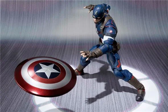 S.H. FIGUARTS AVENGERS AGE OF ULTRON - CAPTAIN AMERICA