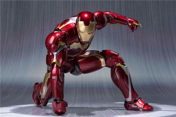 S.H. FIGUARTS AVENGERS AGE OF ULTRON - IRON MAN MARK 45