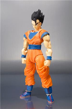 bandai-sh-figuarts-dragon-ball-ultimate-son-gohan