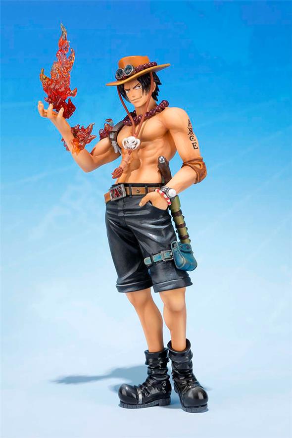 ONE PIECE - FIGUARTS ZERO PORTUGASE D ACE 5TH ANN