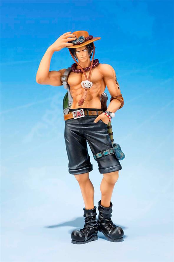 ONE PIECE - FIGUARTS ZERO PORTUGASE D ACE 5TH ANN
