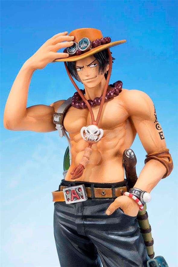 ONE PIECE - FIGUARTS ZERO PORTUGASE D ACE 5TH ANN