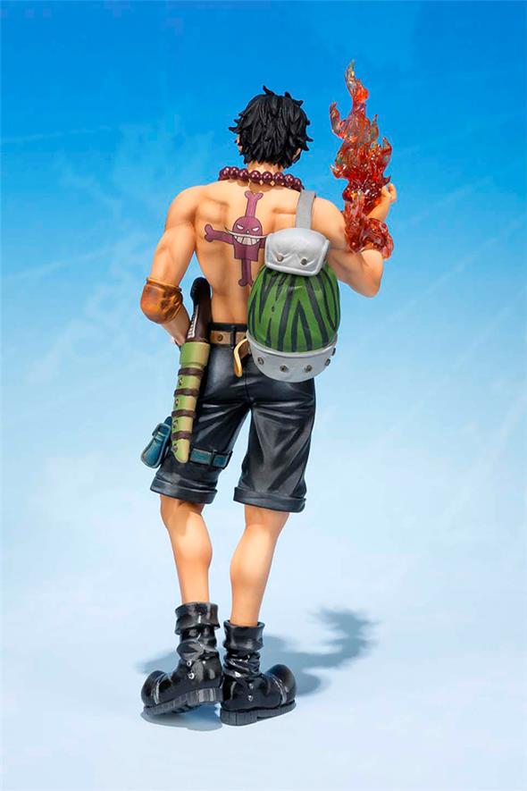 ONE PIECE - FIGUARTS ZERO PORTUGASE D ACE 5TH ANN