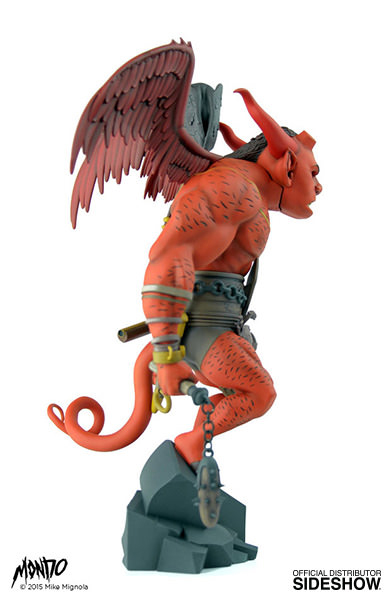 FIRST HELLBOY STATUE