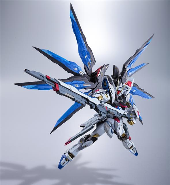 METAL BUILD GUNDAM STRIKE FREEDOM