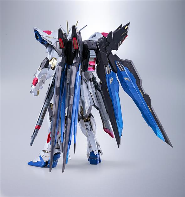 METAL BUILD GUNDAM STRIKE FREEDOM