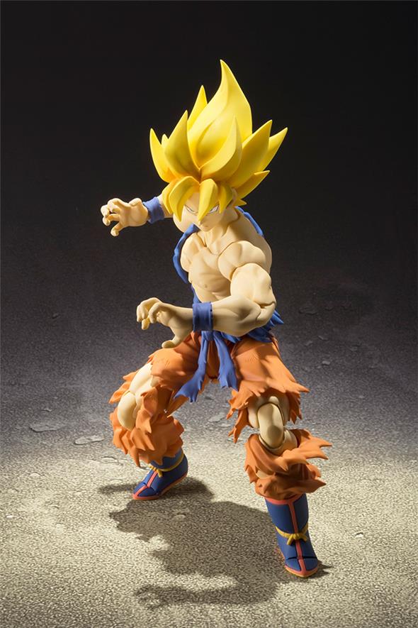 S.H. FIGUARTS DRAGON BALL SUPER SAIYAN SON GOKU SUPER WARRIOR AWAKENING VERS