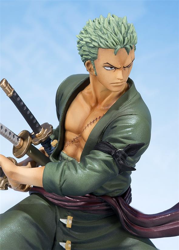 ONE PIECE - FIGUARTS ZERO ZORO 5TH ANN