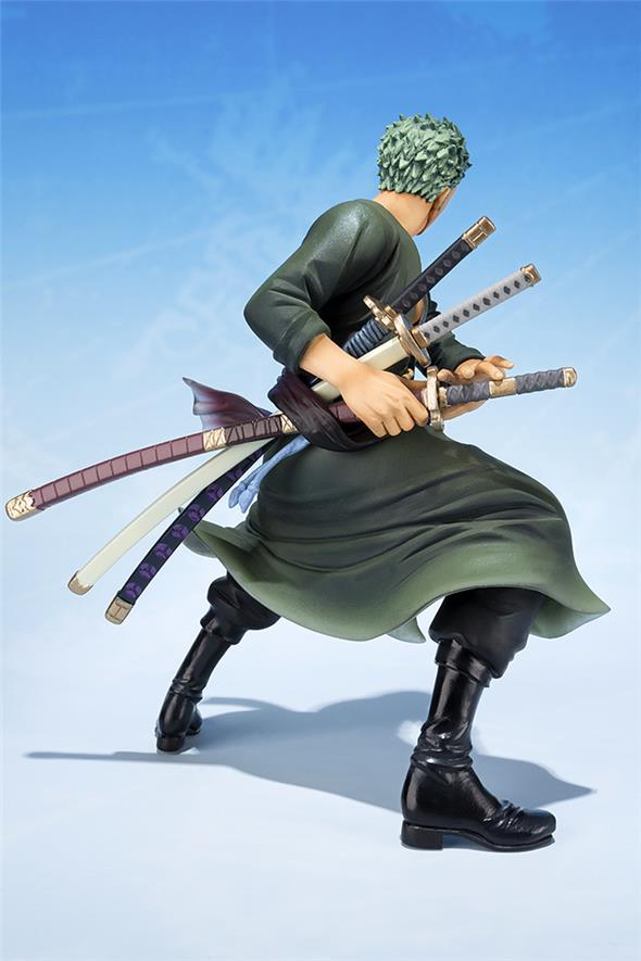 ONE PIECE - FIGUARTS ZERO ZORO 5TH ANN