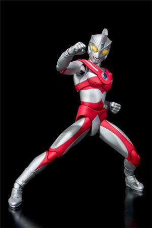 bandai-sh-figuarts-ultraman-ace