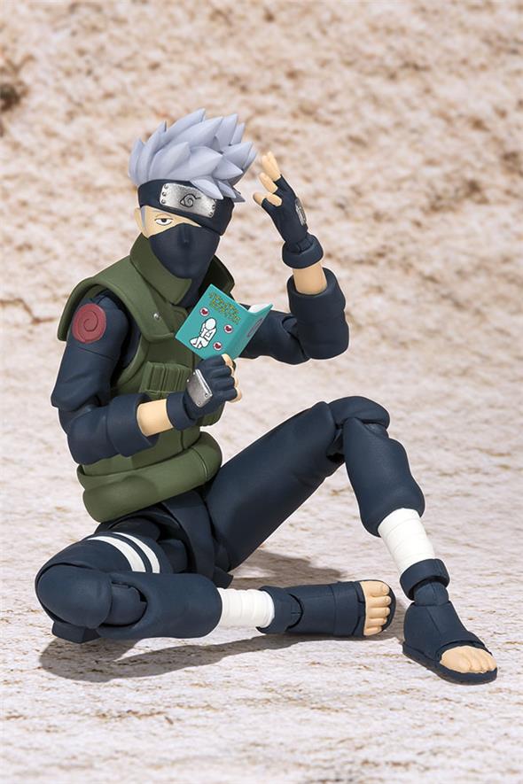 S.H. FIGUARTS NARUTO HATAKE KAKASHI