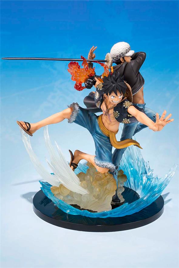 ONE PIECE - FIGUARTS ZERO MONKEY AND TRAFALGAR 5TH