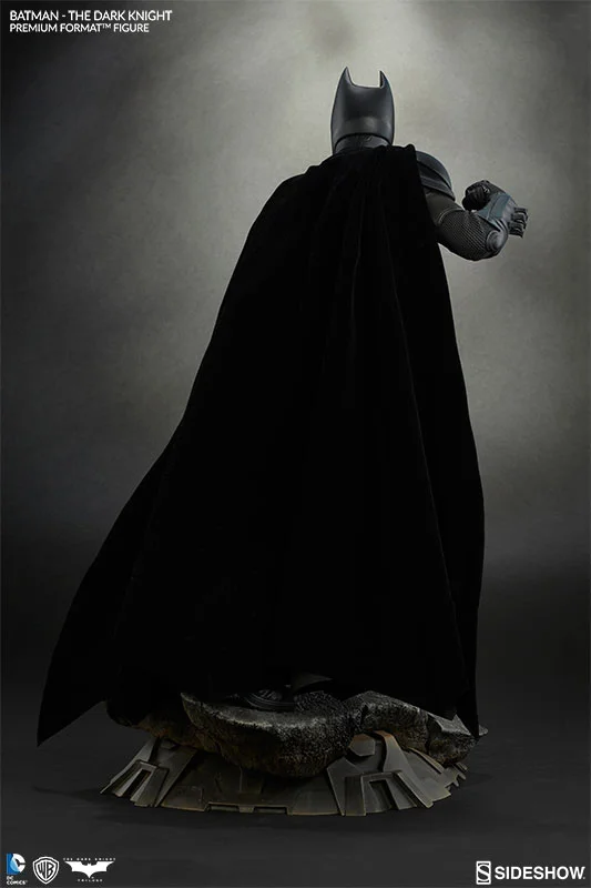 BATMAN DARK KNIGHT PREMIUM FORMAT FIGURE