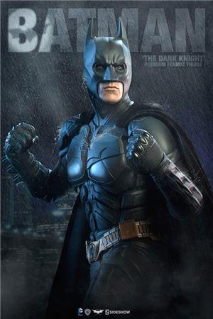 BATMAN DARK KNIGHT PREMIUM FORMAT FIGURE