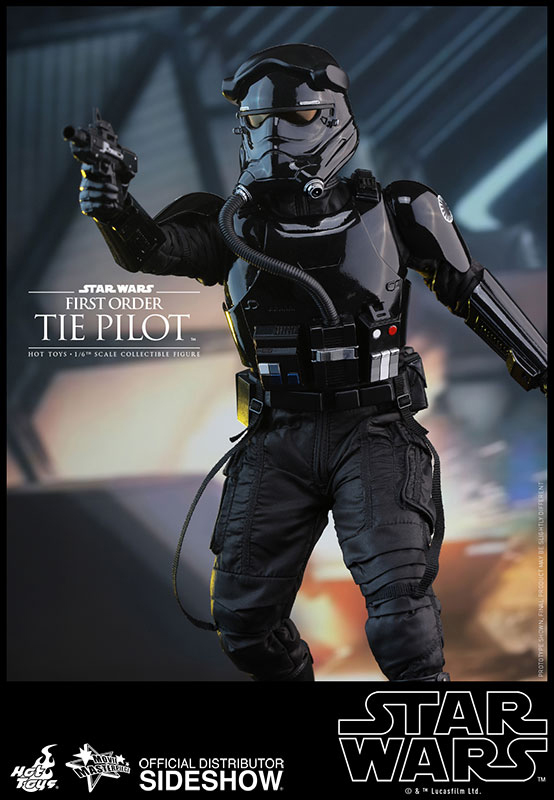 1/6 HOT TOYS - STAR WARS TIE PILOT FIRST ORDER