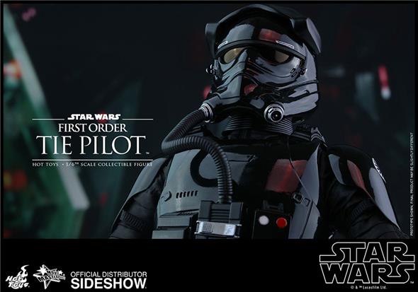 1/6 HOT TOYS - STAR WARS TIE PILOT FIRST ORDER