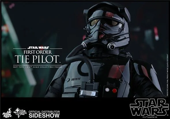 1/6 HOT TOYS - STAR WARS TIE PILOT FIRST ORDER