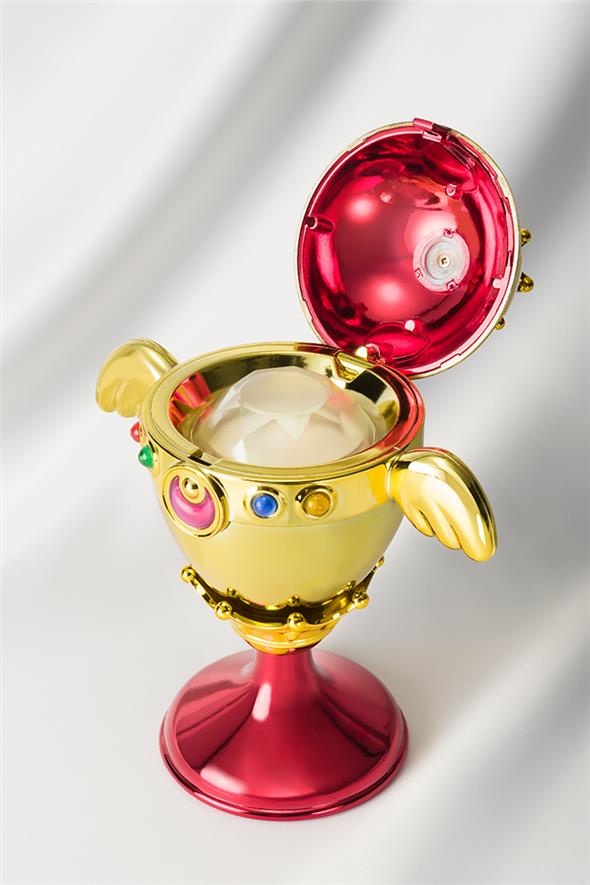 SAILOR MOON RAINBOW CHALISE PROPLICA