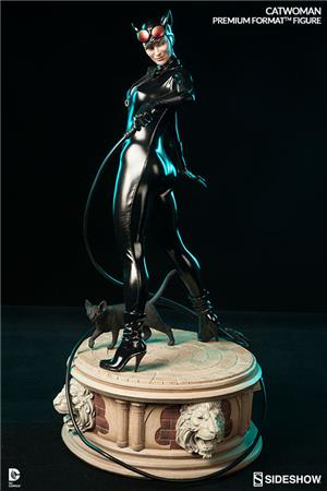 sideshow-catwoman-prem-form-fig-reprint