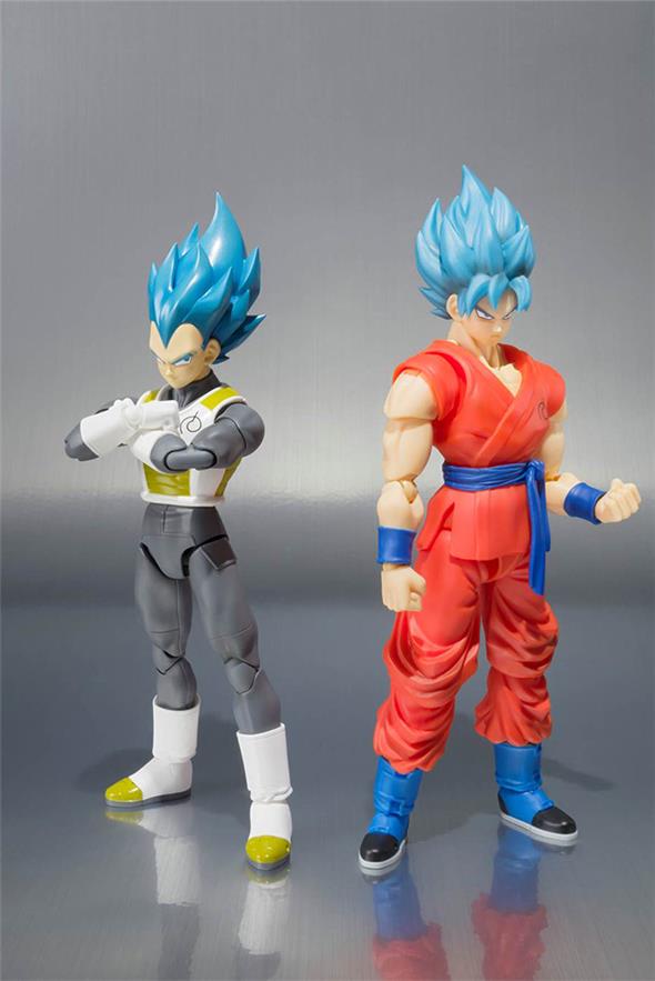 S.H. FIGUARTS DRAGON BALL Z SUPER SAIYAN GOD SUPER SAIYAN VEGETA