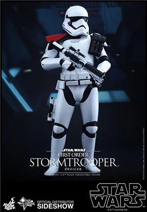 hot-toys-star-wars-12-stormtrooper-officer-first-order
