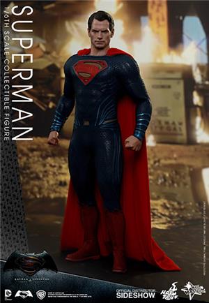 hot-toys-batman-vs-superman-superman