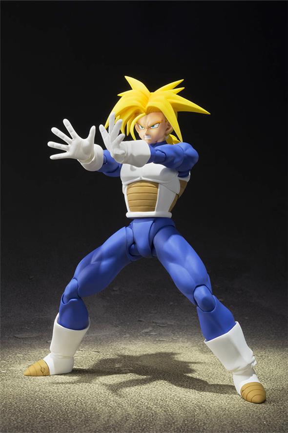 S.H. FIGUARTS DRAGON BALL Z TRUNKS SUPER SAIYAN