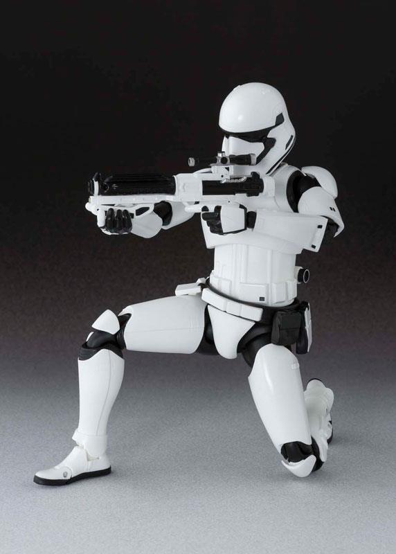S.H. FIGUARTS STAR WARS - FIRST ORDER STORMTROOPER