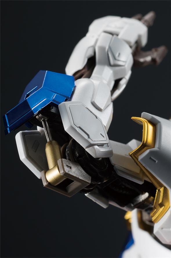 1/100 HI-RESOL ORPHANS BARBATOS