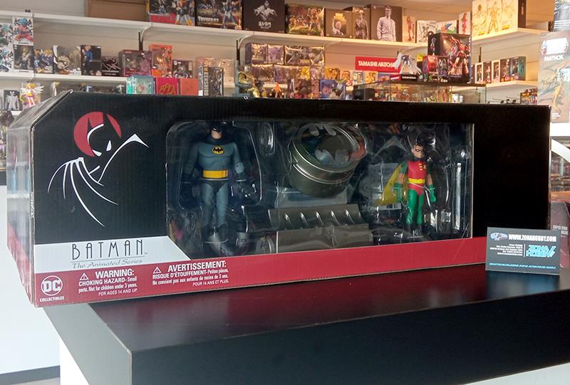 DC BATMAN ANIMATED SERIES - BATMOBILE DELUXE
