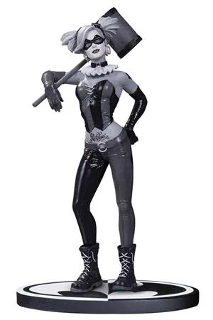 dc-direct-batman-b-w-harley-quinn-statue-by-bermejo