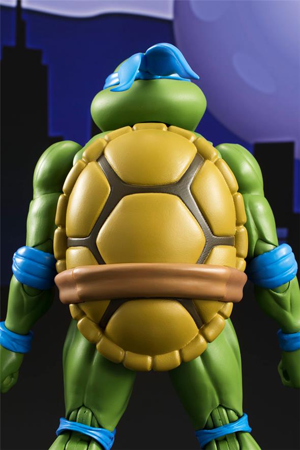 S.H. FIGUARTS TMNT (TARTARUGHE NINJA) - LEONARDO