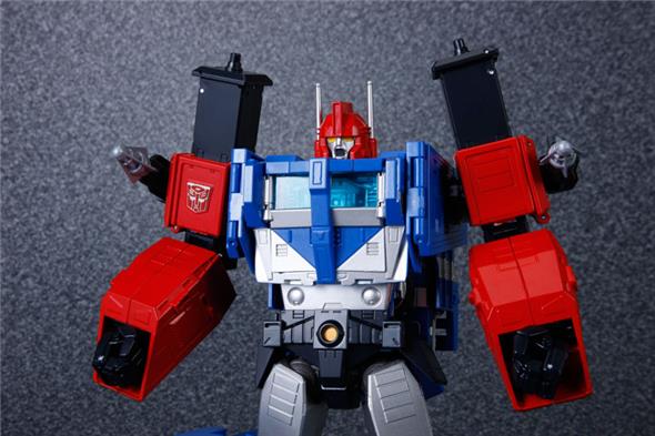 MP-31 DELTA MAGNUS (DIACLONE ULTRA MAGNUS)
