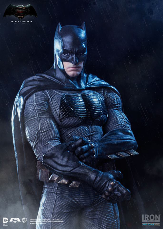 1/10 BATMAN VS SUPERMAN - BATMAN STATUE