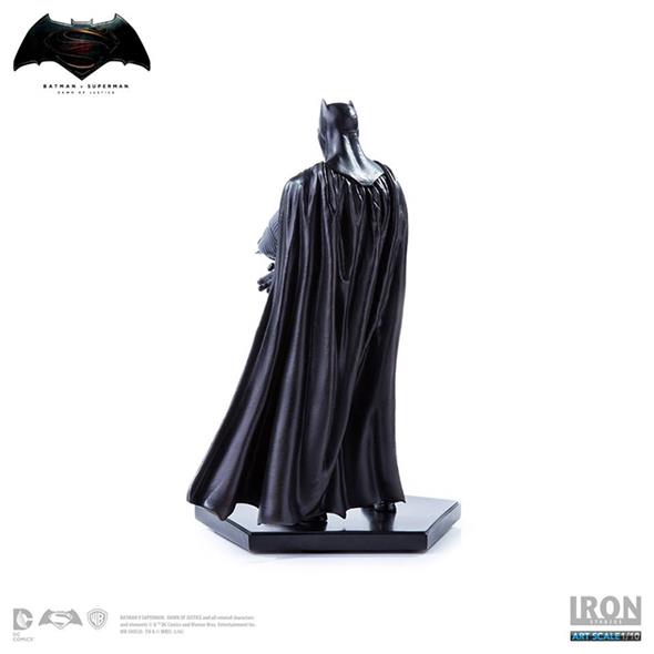 1/10 BATMAN VS SUPERMAN - BATMAN STATUE