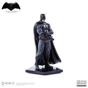 iron-studios-batman-vs-superman-batman-statue