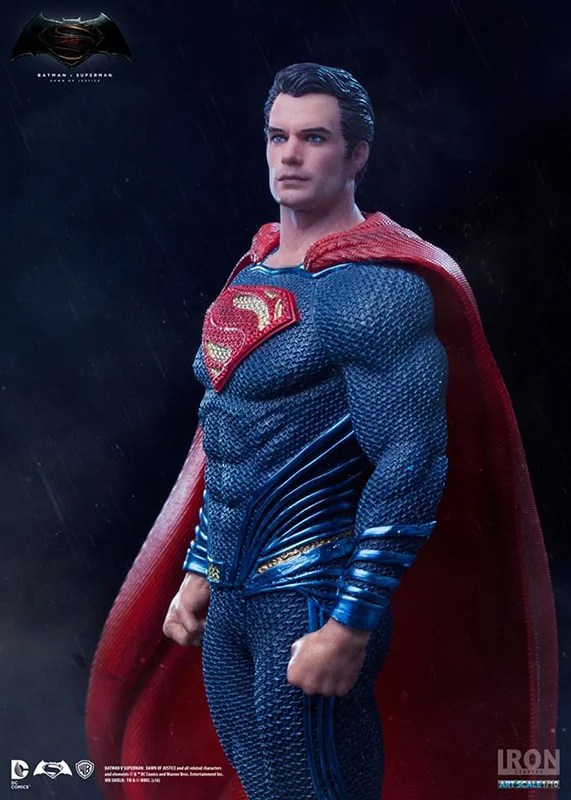 1/10 BATMAN VS SUPERMAN - SUPERMAN STATUE