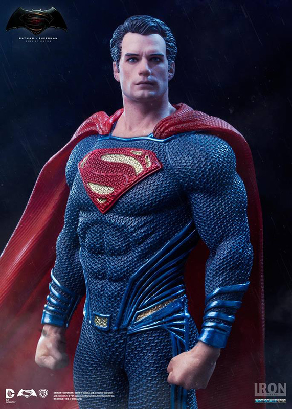 1/10 BATMAN VS SUPERMAN - SUPERMAN STATUE