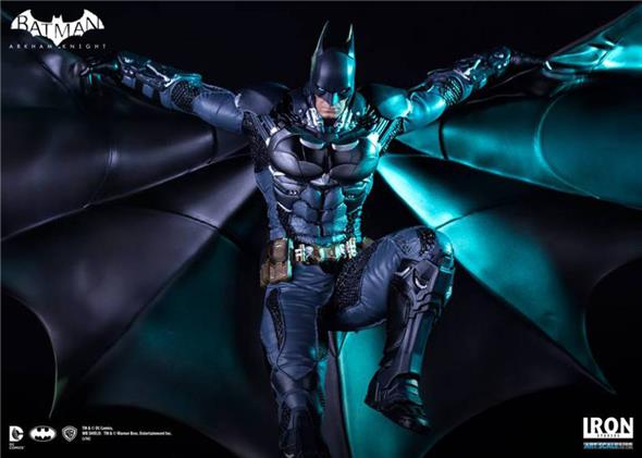 1/10 BATMAN ARKHAM KNIGHT STATUE