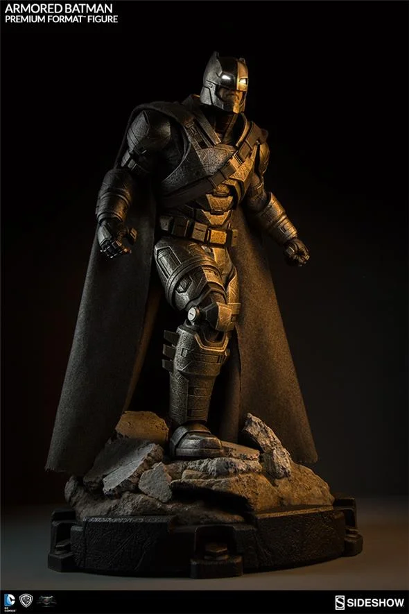 BATMAN V SUPERMAN ARMOR BATMAN PREMIUM FORMAT