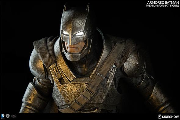 BATMAN V SUPERMAN ARMOR BATMAN PREMIUM FORMAT