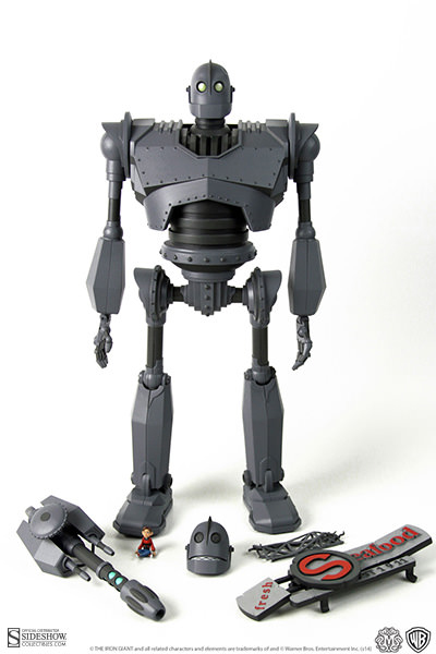 IRON GIANT DELUXE COLLECTIBLE FIGURE