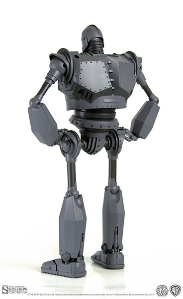 IRON GIANT DELUXE COLLECTIBLE FIGURE