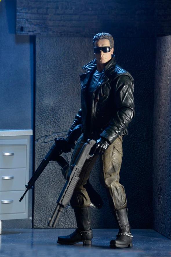 NECA - TERMINATOR T-800 POLICE STATION ULTIMATE
