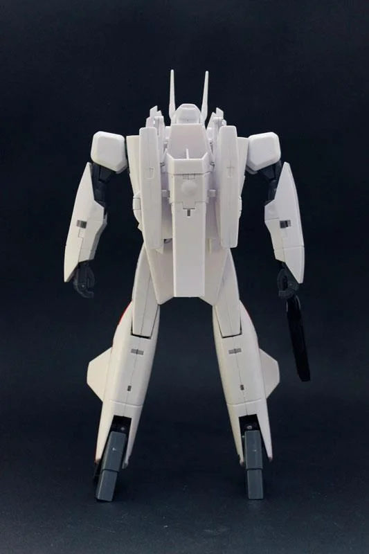 1/60 MACROSS II LOVERS AGAIN: VF-2SS VALKYRIE II SILVIE GENA CUSTOM